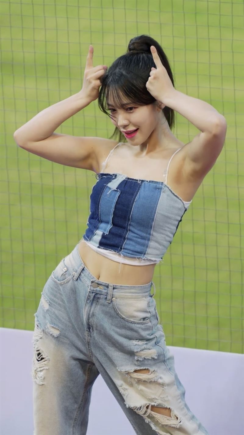 李多慧 